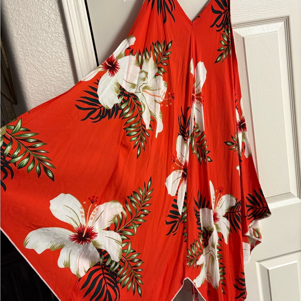Hawaiian 🌺 Red Floral Maxi Dress, one size fits all. Adjustable straps! - Picture 7 of 10